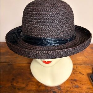 Filippo Catarzi Women's Brown Braided Raffia Cloche Hat with Black Band